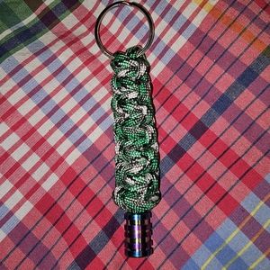 Paracord Knife/Key Lanyard With Titanium Bead